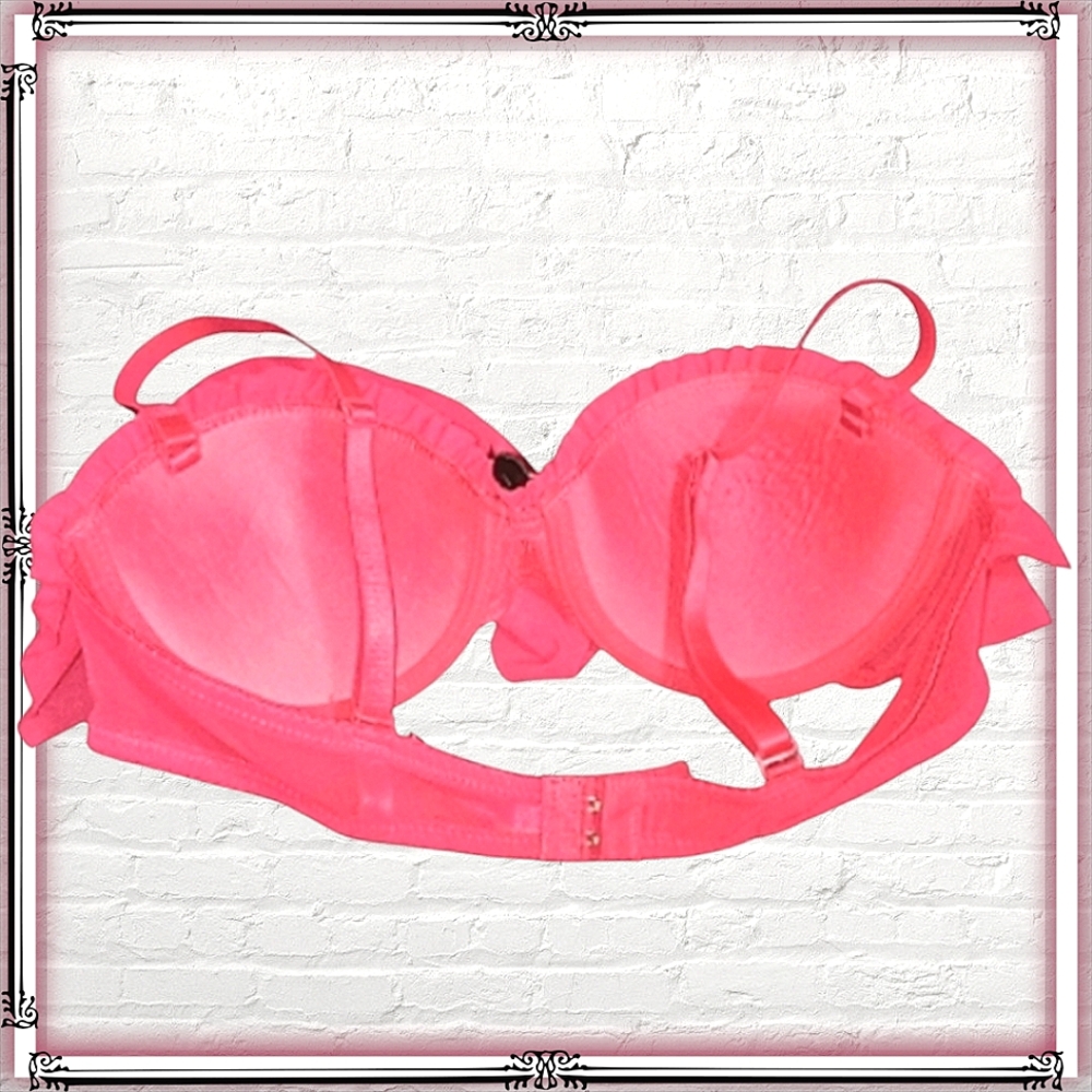 Blu Chic Hot Pink Ruffled Bra & Garter Set Size Small - Picture 4 of 6